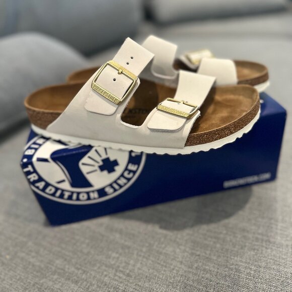 Birkenstock Shoes - Birkenstock Arizona BS Antique White